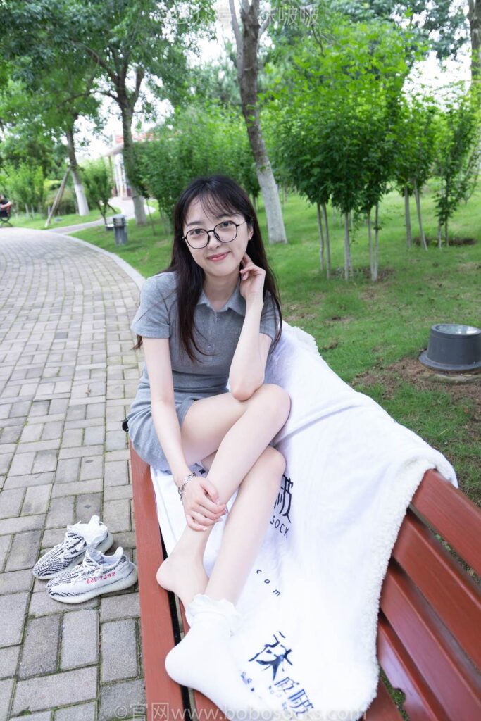 [BoBoSocks袜啵啵]NO.019 稚予-椰子、白棉袜、肉丝 [147P/1V/3.48GB]插图