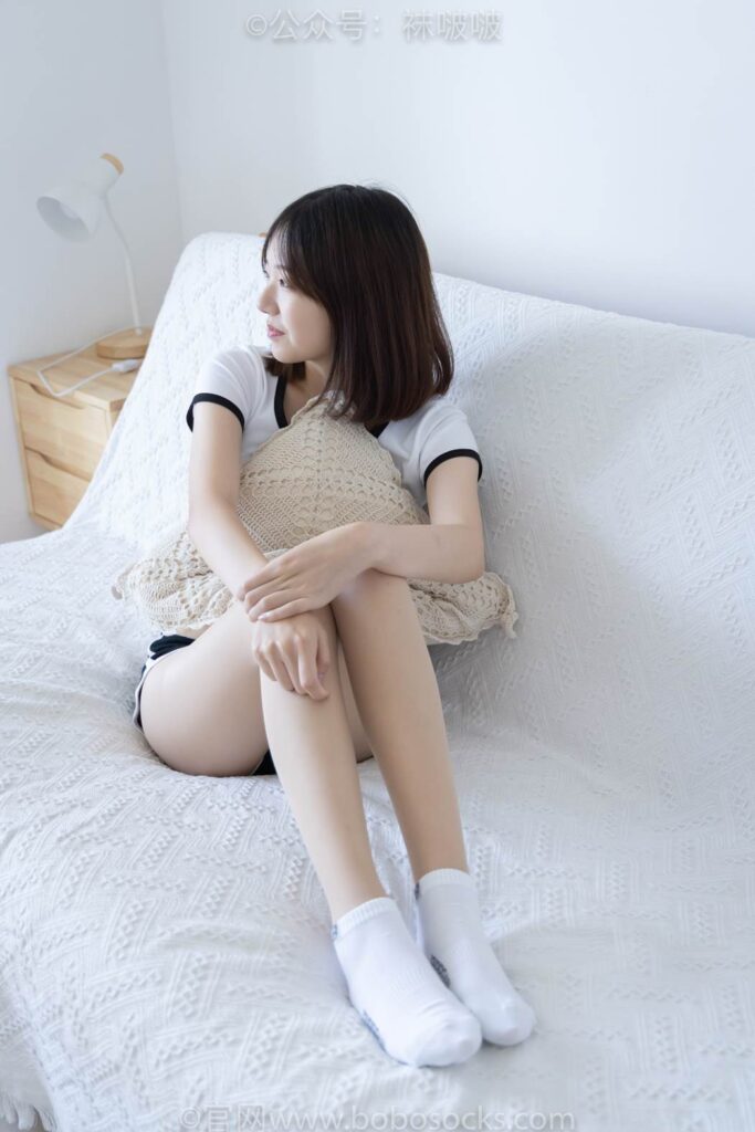 [BoBoSocks袜啵啵]NO.026 小甜豆-体操服、空军一号、白棉袜、肉丝 [149P/1V/7.92GB]插图3