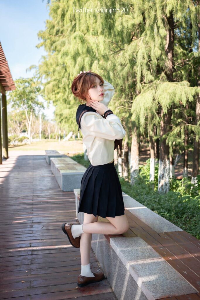 梨瑾瑾 NO.001 – 茶羽中[37P/402MB]插图