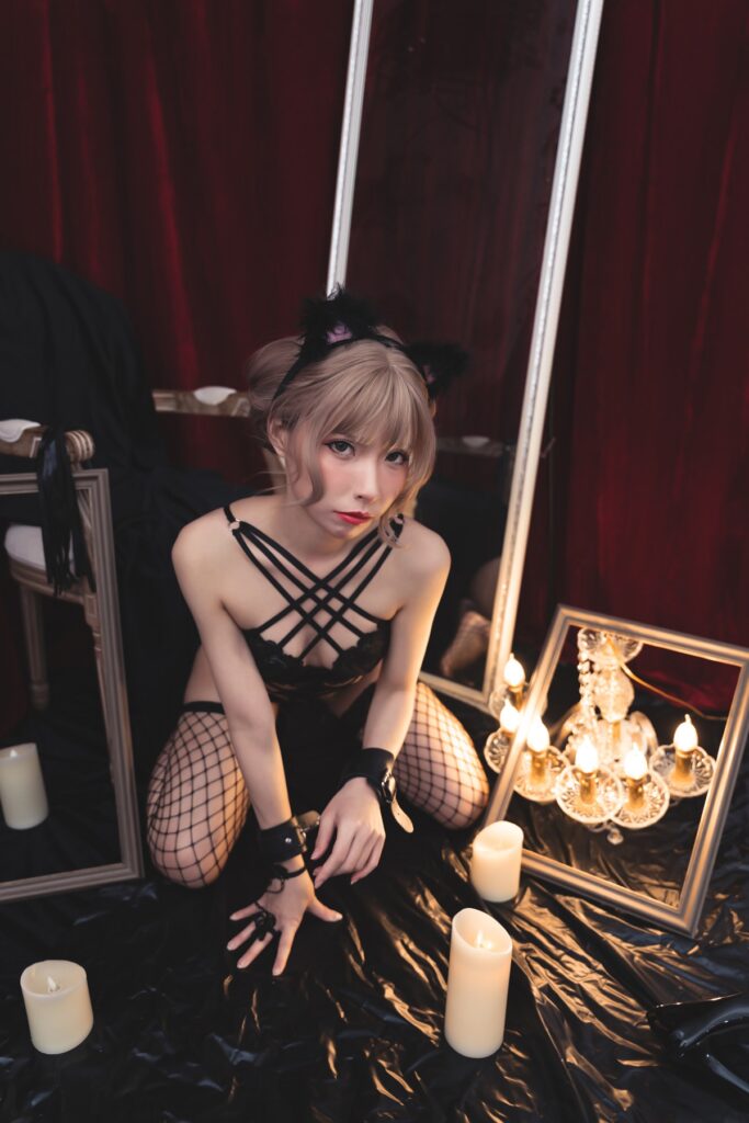 莉莉丝 NO.001 – 黑凤梨[60P/220MB]插图1