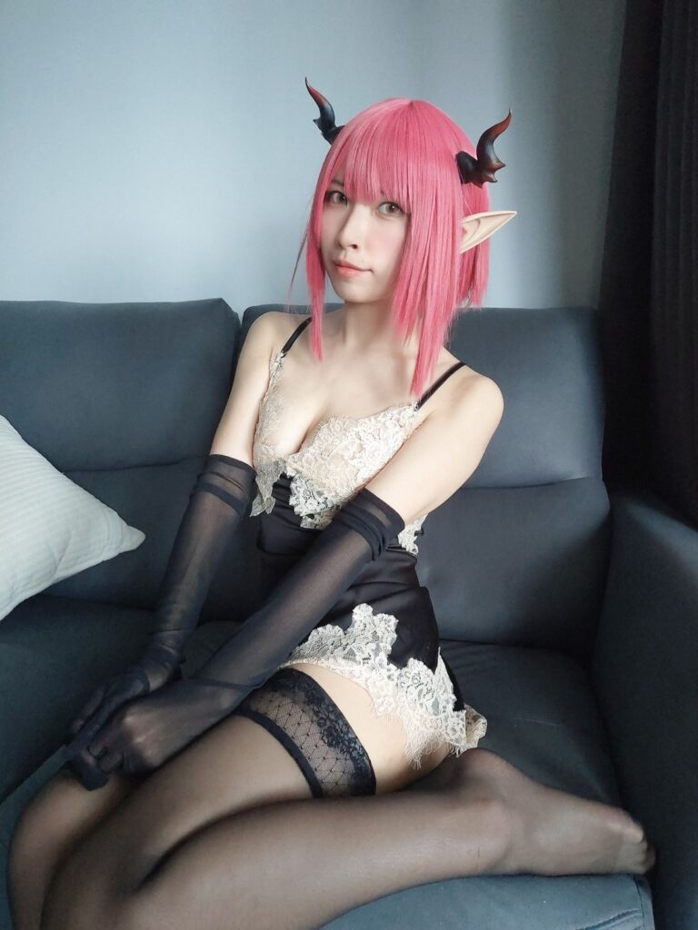 莉莉丝 NO.003 – 实习魅魔之睡衣篇[54P/3V/330MB]插图1