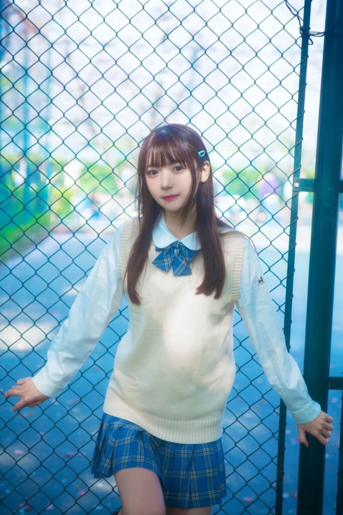 陆卿卿kyokyo NO.001 – 樱花与JK[9P/41.5MB]插图1