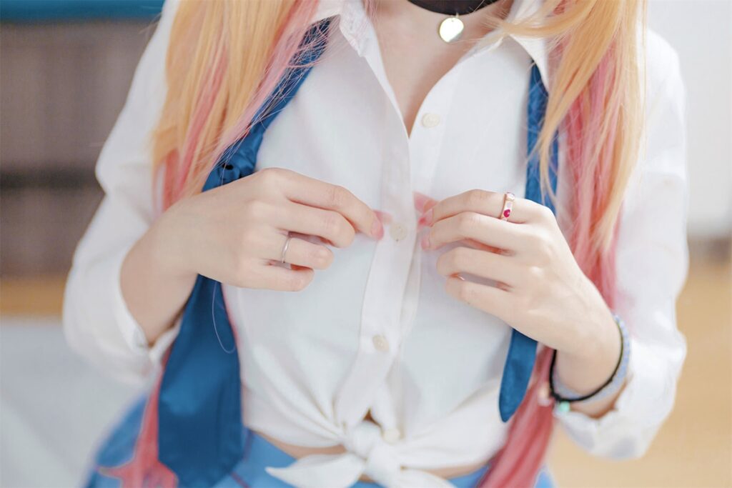 洛桑w伊梓 NO.011 – 喜多川海梦[33P/1V/82MB]插图1