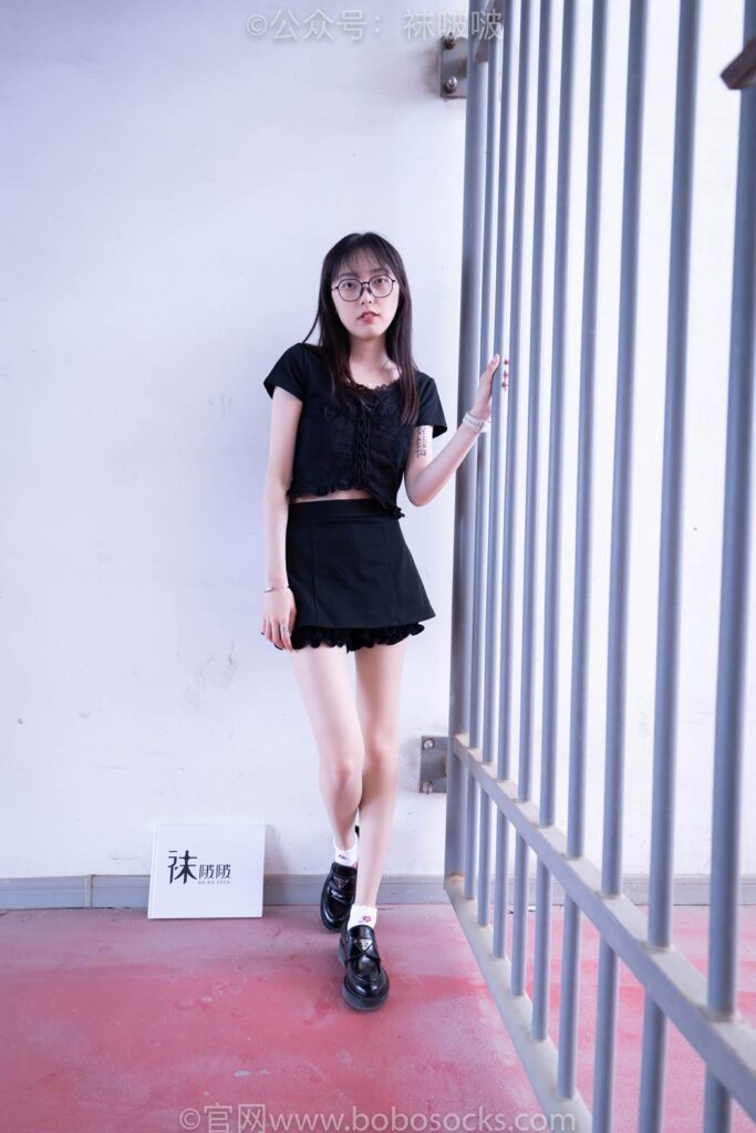 [BoBoSocks袜啵啵]NO.030 稚予- 皮鞋、短白棉袜、肉丝 [141P/1V/3.03GB]插图1