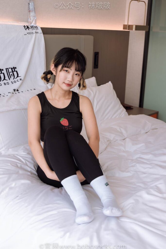 [BoBoSocks袜啵啵]NO.059 砂糖-AJ板鞋、白棉袜、裸足 [142P/1V/6.72GB]插图3