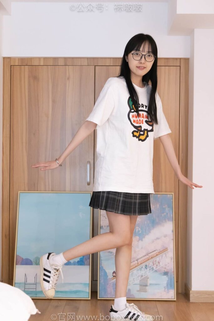 [BoBoSocks袜啵啵]NO.073 稚予-贝壳头、白棉袜、裸足 [145P/1V/6.83GB]插图