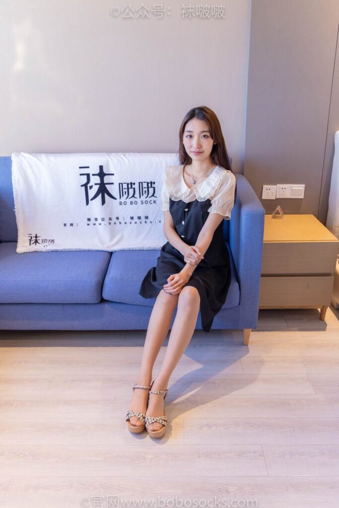 [BoBoSocks袜啵啵]NO.074 果果-高跟鞋、凉鞋、肉丝 [160P/1V/8.66GB]插图1