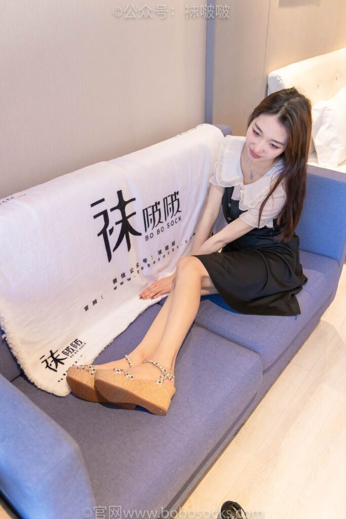 [BoBoSocks袜啵啵]NO.074 果果-高跟鞋、凉鞋、肉丝 [160P/1V/8.66GB]插图