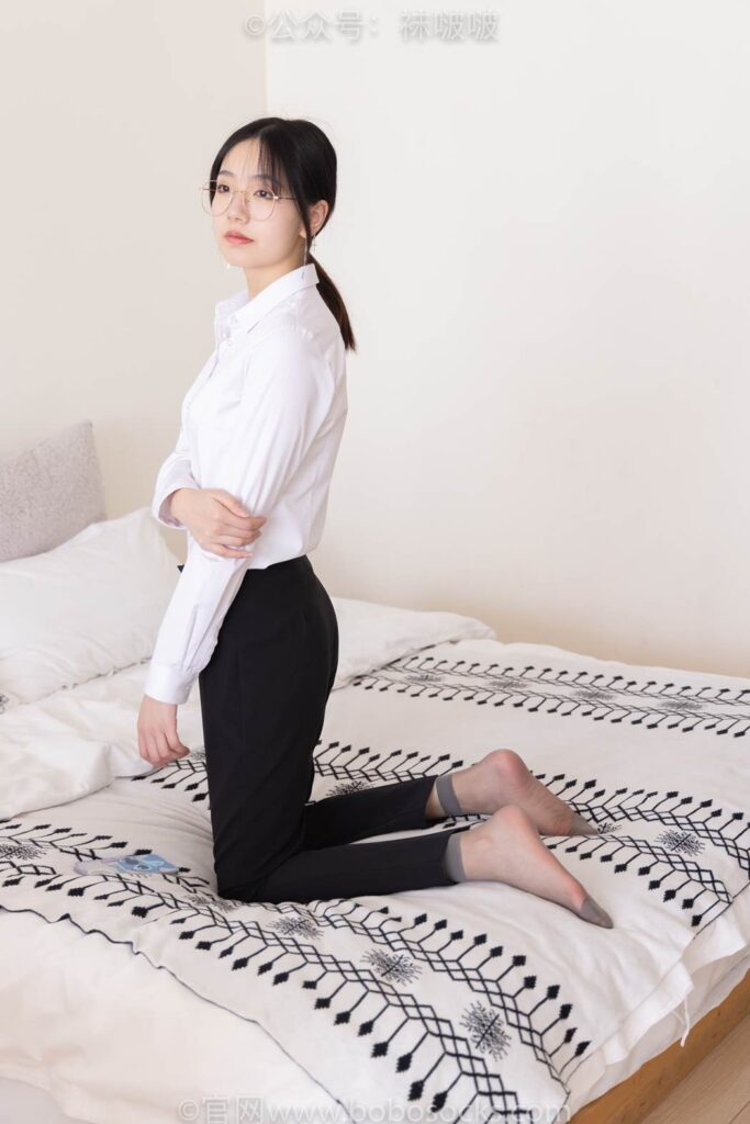 [BoBoSocks袜啵啵]NO.085 小甜豆-平底鞋、短灰丝、短肉丝[140P/1V/6.65GB]插图3