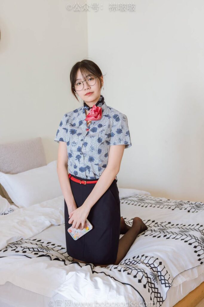 [BoBoSocks袜啵啵]NO.087 小甜豆-空姐制服、高跟鞋、黑丝[130P/1V/7.13GB]插图