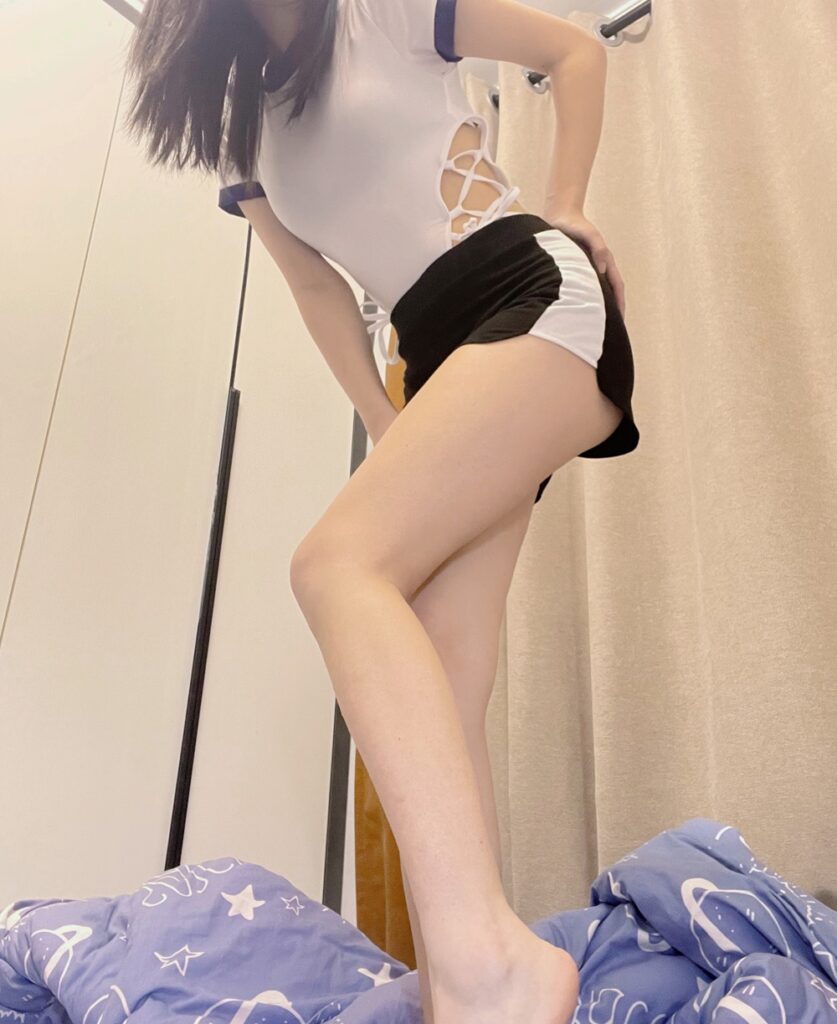 大学生镁足，第四期，水手服猫猫钕仆丝袜素材超多，姓感纯欲[176P/1.21G]插图