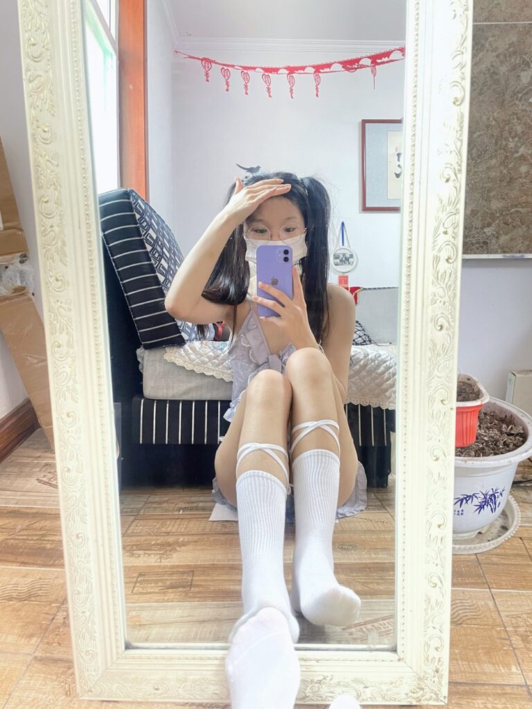 大学生镁足，居家第二期，日常生活可爱jiojio，记录每天不同袜子 [220P/1.61G]插图