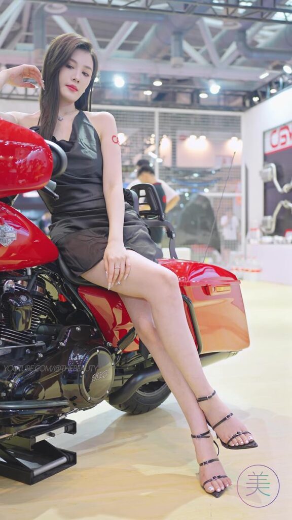 NO.0668 2023 苏州GTSHOW改装车展 Auto Salon Racing Model 59[1V/550MB]插图1