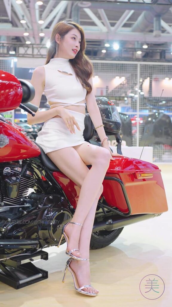 NO.0671 2023 苏州GTSHOW改装车展 Auto Salon Racing Model 62[1V/363MB]插图2
