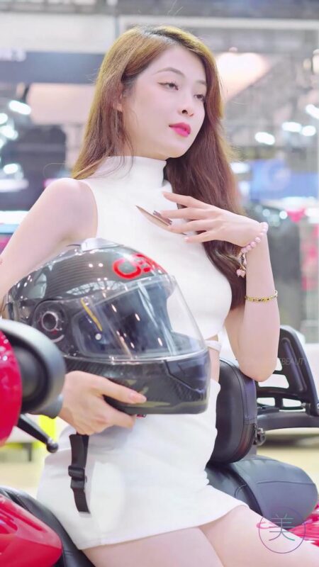 NO.0686 2023 苏州GTSHOW改装车展 Auto Salon Racing Model 77[1V/336MB]-无料摄影圈