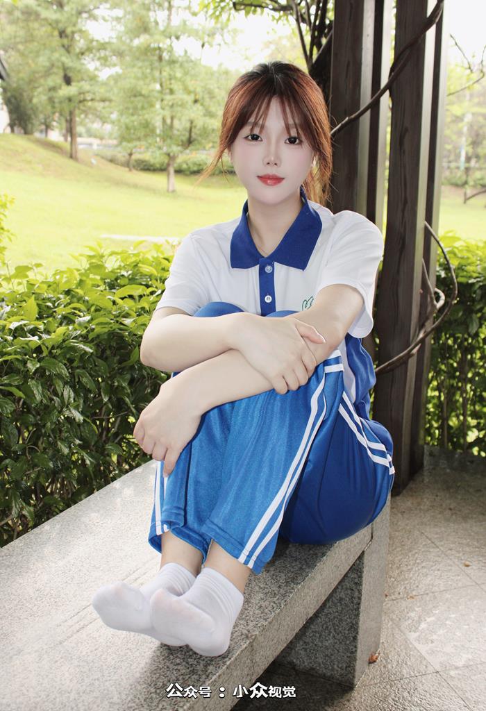 小众视觉 015-小薯条户外深圳校服白袜［128P/1V/5.34G］插图2
