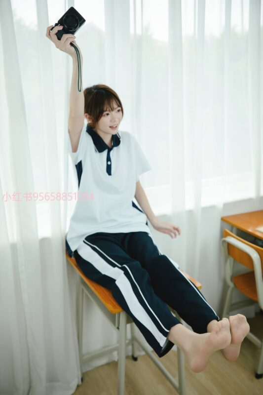 元气摄影 019 小叶 教室纯少女系[45P/205M]-无料摄影圈