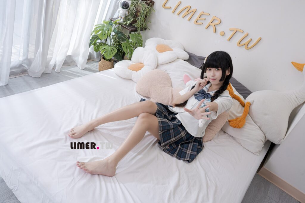Limerence 118 MoMo JK学生妹 裸足 脚纹超明显[181P/2V/4.82G]插图1