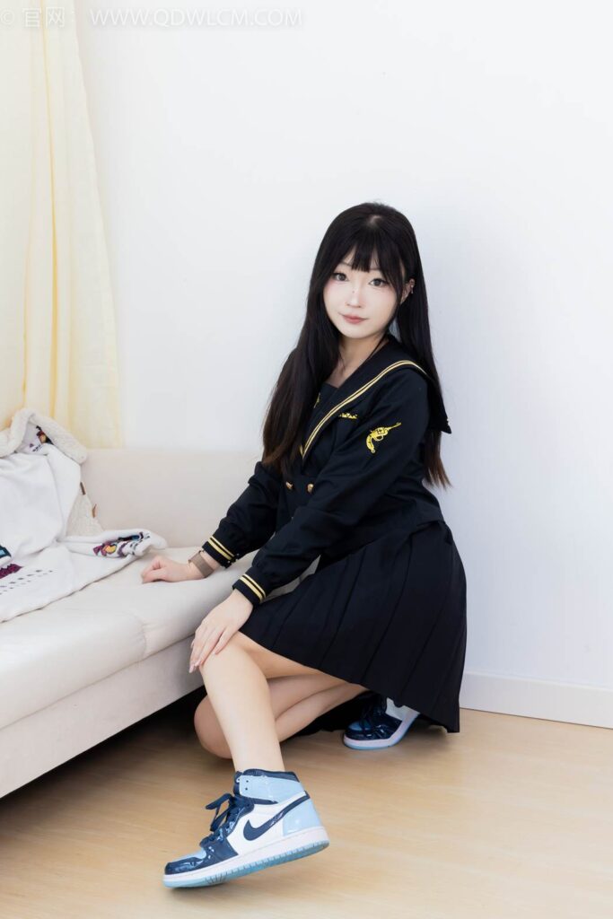 物恋传媒 NO.2423 嘟嘟-JK制服、板鞋、白色蕾丝船袜、裸足[150P/1V/3.66GB]插图3