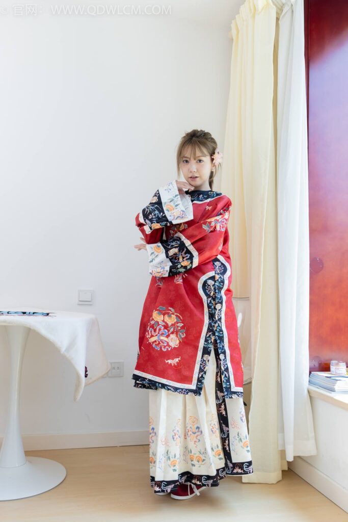 物恋传媒 NO.2429 小曦-汉服、布鞋、足袋、白棉袜[197P/1V/3.84GB]插图1