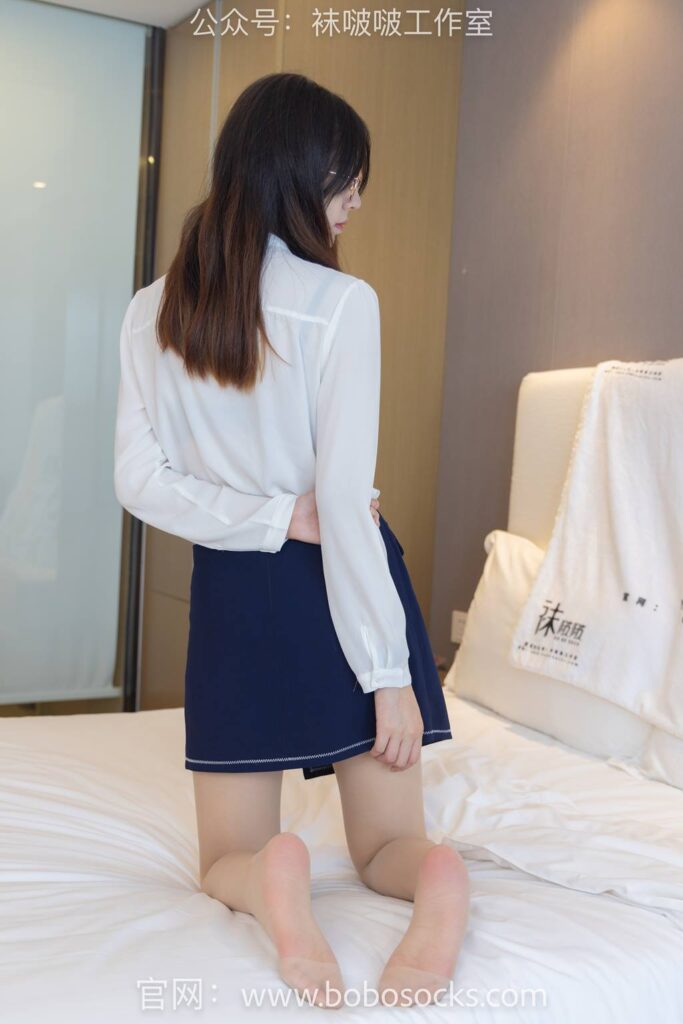 [BoBoSocks袜啵啵]NO.114 小甜豆-高跟鞋、帆布鞋、肉丝、厚黑丝[175P/1V/7.51GB]插图