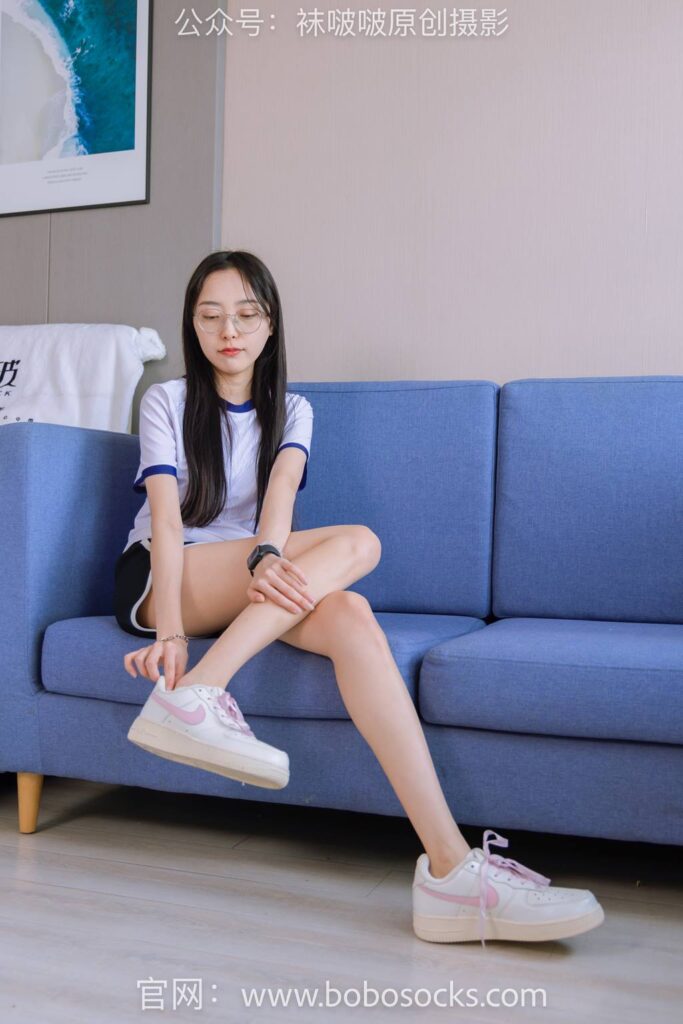 [BoBoSocks袜啵啵]NO.147 稚予-空军一号板鞋、白棉袜、体操服[139P/1V/5.72GB]插图