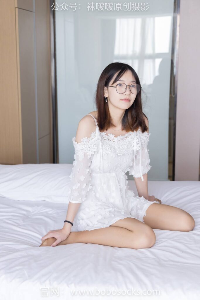 [BoBoSocks袜啵啵]NO.149 小甜豆-高跟鞋、咖啡色丝袜、肉丝打底[149P/1V/6.08GB]插图