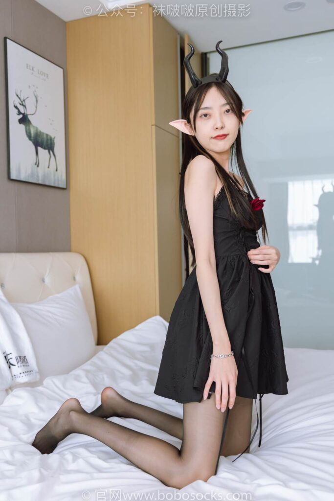 [BoBoSocks袜啵啵]NO.168 稚予-高跟鞋、长靴、油亮黑丝、手撕丝袜剧情[140P/1V/6.04GB]插图