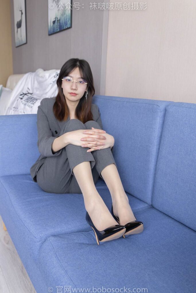 [BoBoSocks袜啵啵]NO.172 小甜豆-高跟鞋、肉丝、ol风[139P/1V/5.63GB]插图2