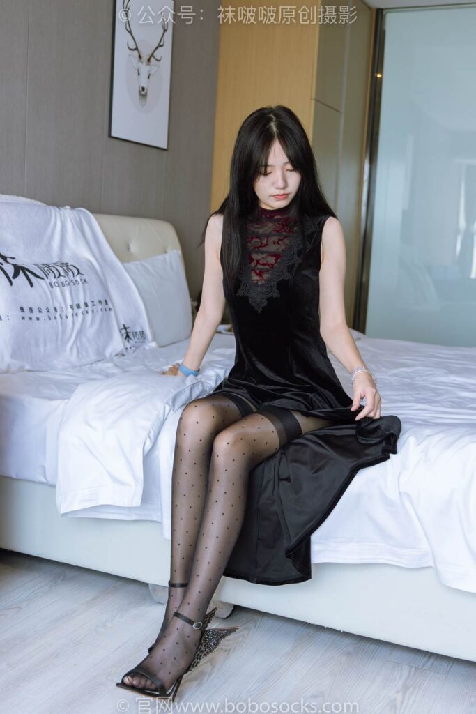 [BoBoSocks袜啵啵]NO.175 小甜豆-高跟鞋、黑丝 脚尖透明款[140P/1V/5.83GB]插图