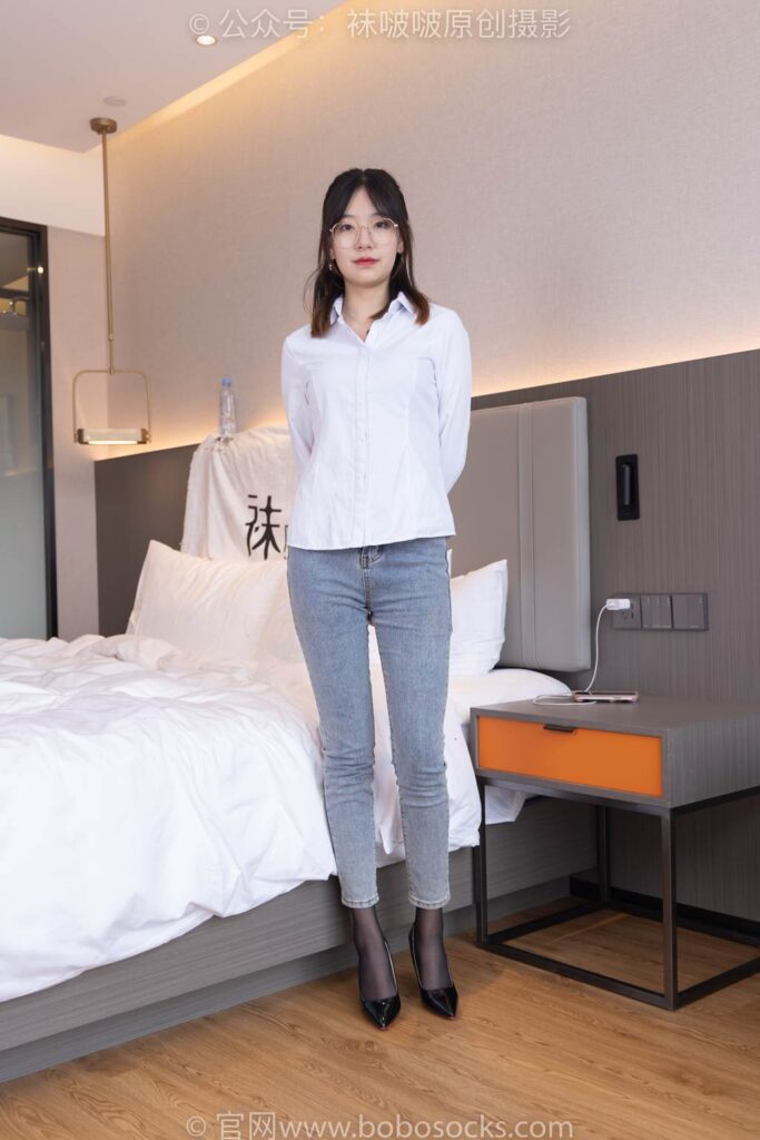 [BoBoSocks袜啵啵]NO.181 小甜豆-高跟鞋、黑丝、裤里丝[134P/1V/5.33GB]插图