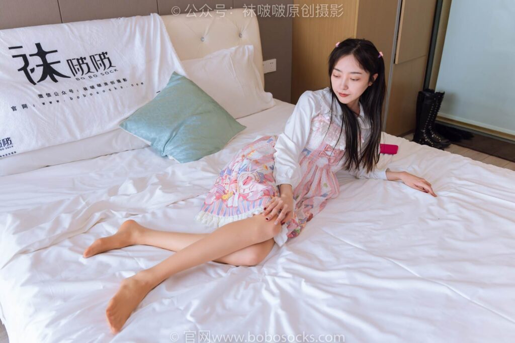 [BoBoSocks袜啵啵]NO.187 稚予-Lolita裙、白皮鞋、肉丝[140P/1V/5.64GB]插图1