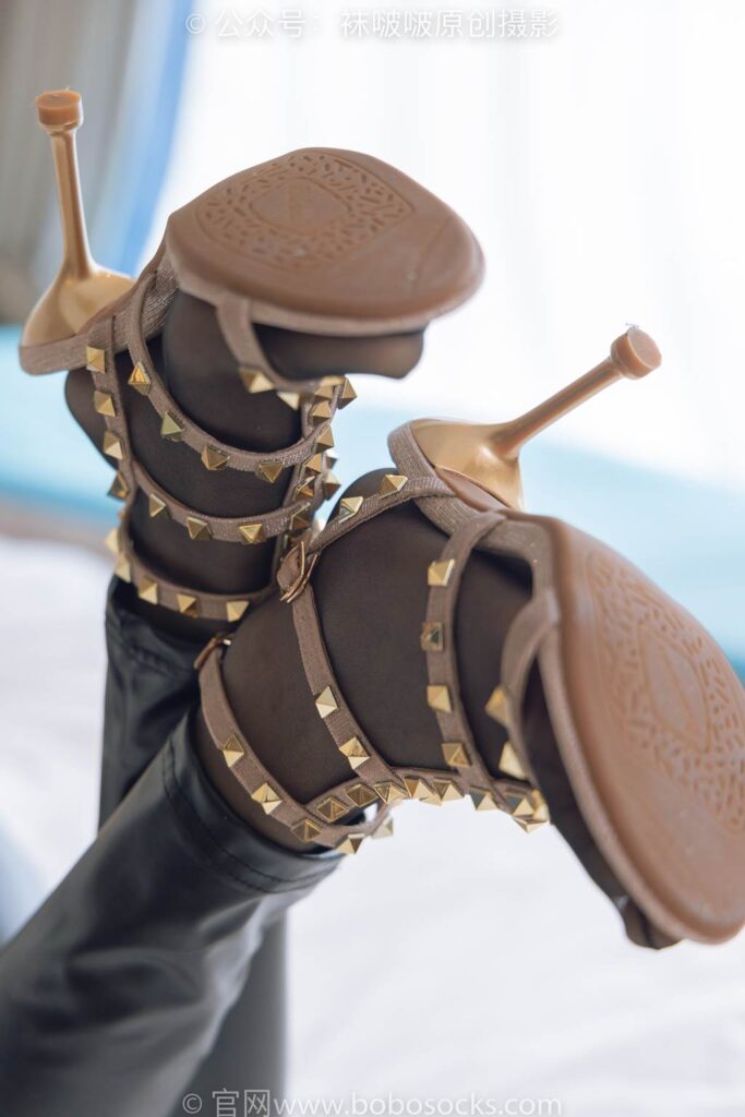 [BoBoSocks袜啵啵]NO.191 小甜豆-高跟鞋、黑丝、皮裤裤里丝[140P/1V/5.78GB]插图3