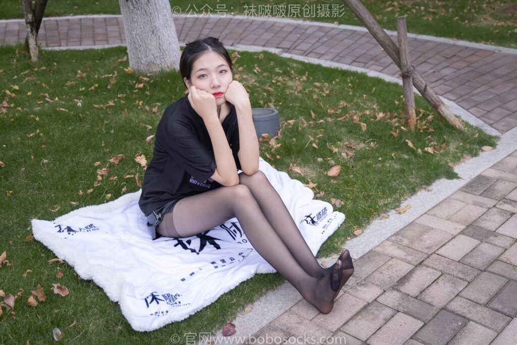 [BoBoSocks袜啵啵]NO.221 小甜豆-马丁靴、黑丝[133P/1V/5.45GB]插图