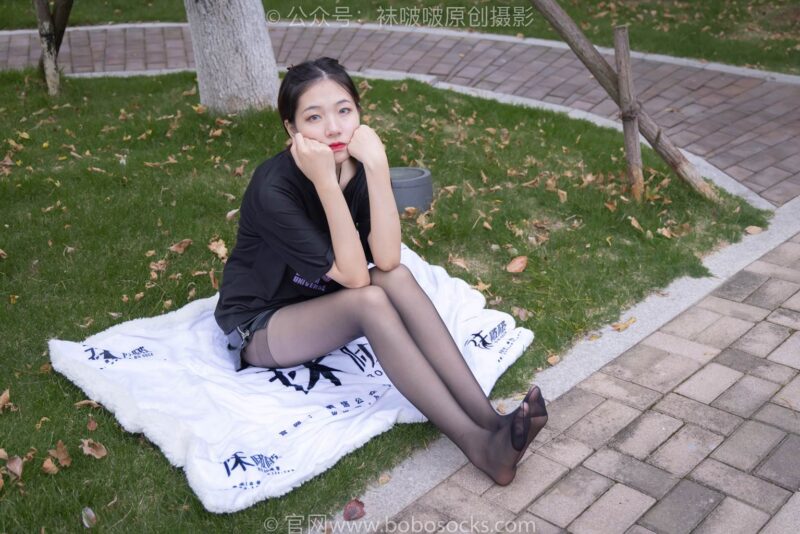 [BoBoSocks袜啵啵]NO.221 小甜豆-马丁靴、黑丝[133P/1V/5.45GB]-无料摄影圈