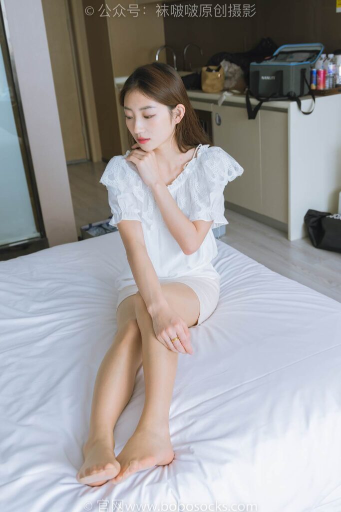 [BoBoSocks袜啵啵]NO.223 小沫-高跟鞋、油亮肉丝[142P/1V/5.38GB]插图3