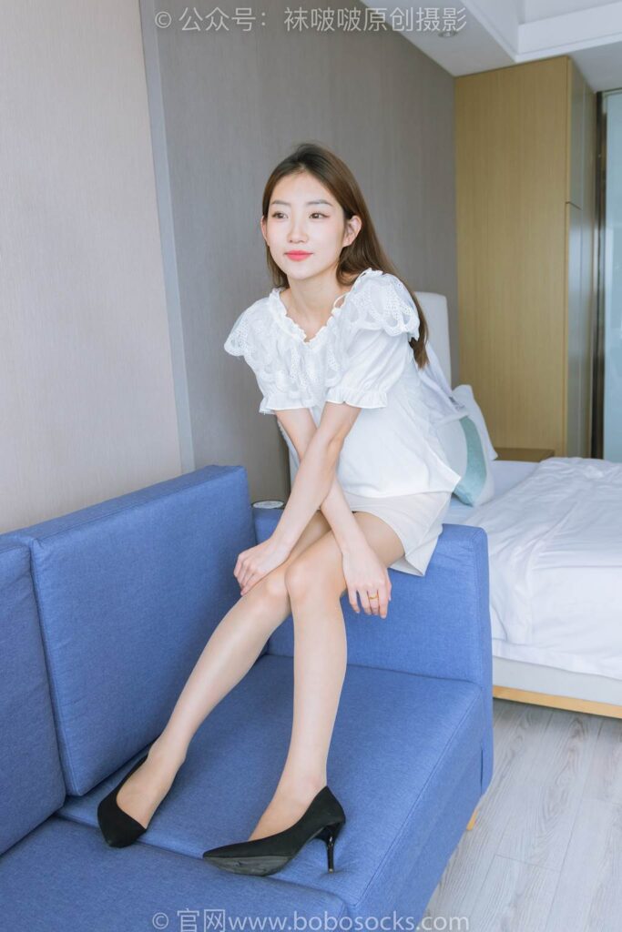 [BoBoSocks袜啵啵]NO.223 小沫-高跟鞋、油亮肉丝[142P/1V/5.38GB]插图2