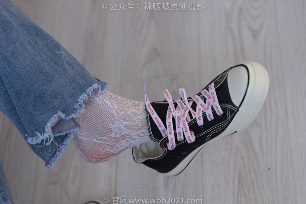 [BoBoSocks袜啵啵]NO.231 小甜豆-板鞋、白色蕾丝袜、可拆卸牛仔裤、裤里丝[154P/1V/6.94GB]插图3