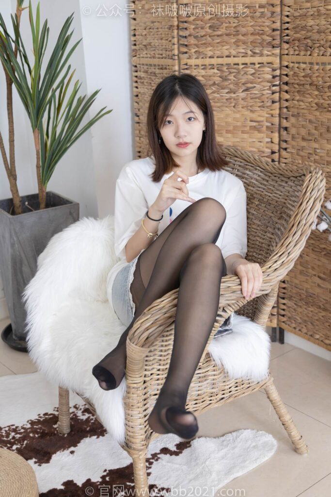 [BoBoSocks袜啵啵]NO.233 小甜豆-板鞋、黑丝[142P/1V/6.00GB]插图3