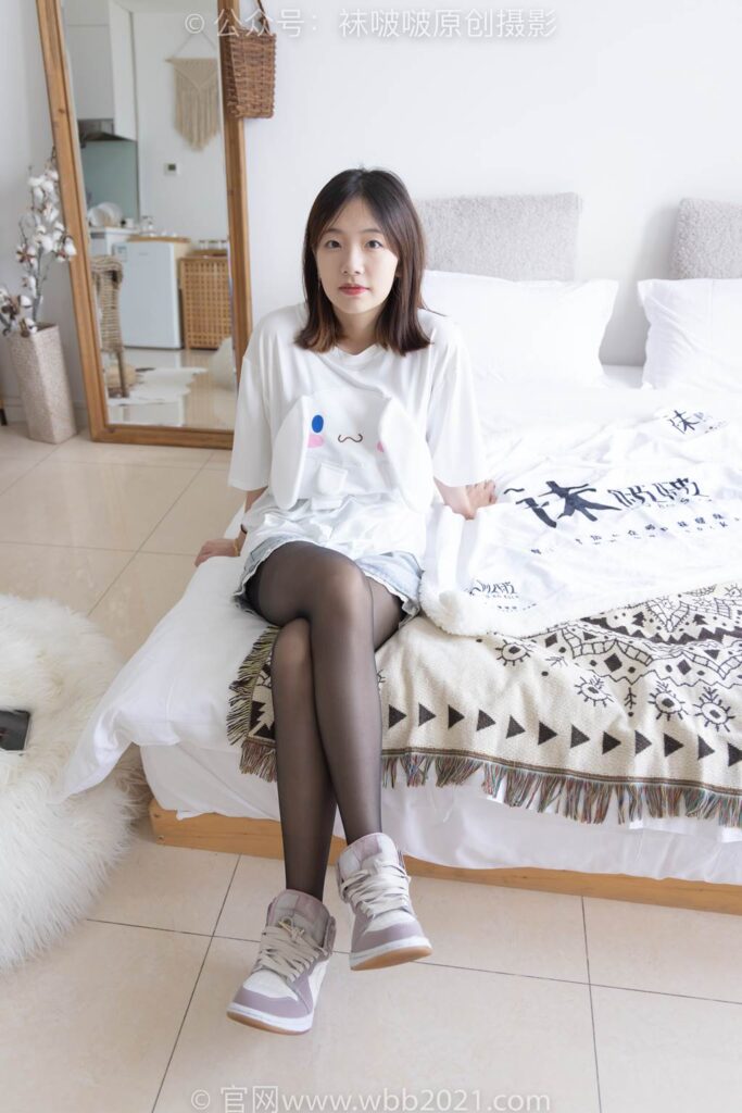 [BoBoSocks袜啵啵]NO.233 小甜豆-板鞋、黑丝[142P/1V/6.00GB]插图1