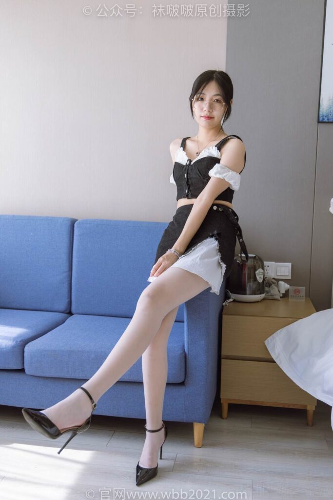 [BoBoSocks袜啵啵]NO.235 小甜豆-两双高跟鞋、白丝[147P/1V/6.51GB]插图2