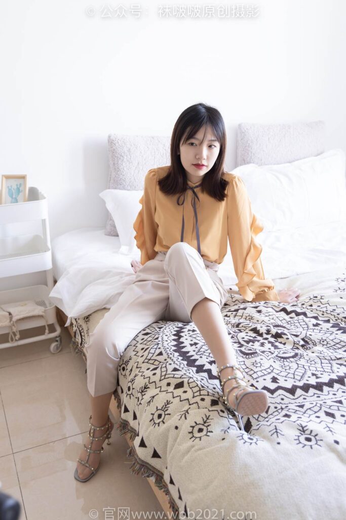 [BoBoSocks袜啵啵]NO.240 小甜豆-三双高跟鞋、肉丝、裸足[156P/1V/6.35GB]插图2