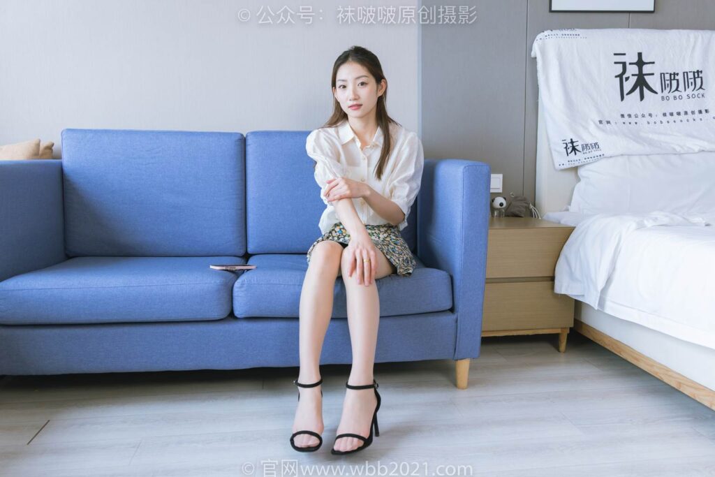 [BoBoSocks袜啵啵]NO.241 小沫-三双高跟鞋、肉丝、裸足[142P/1V/6.54GB]插图1