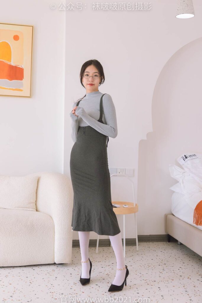 [BoBoSocks袜啵啵]NO.242 小甜豆-高跟鞋、厚白丝[140P/1V/5.69GB]插图