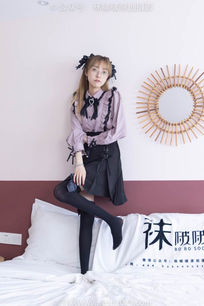 [BoBoSocks袜啵啵]NO.247 稚予-皮鞋、黑丝大腿袜、地雷系女友[160P/1V/5.97GB]插图