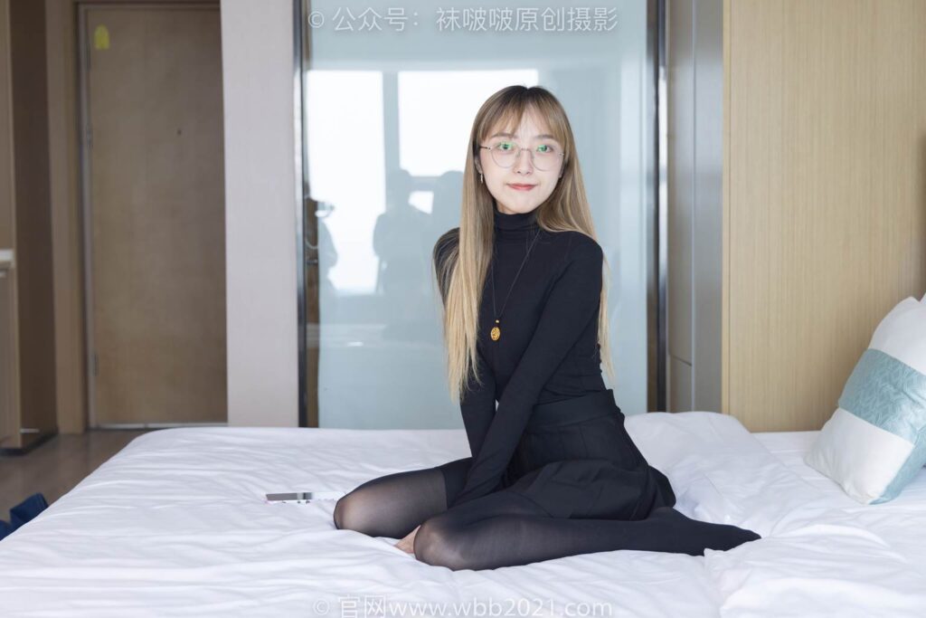 [BoBoSocks袜啵啵]NO.255 稚予-皮鞋、厚黑丝[145P/1V/5.36GB]插图2