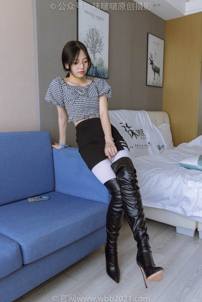 [BoBoSocks袜啵啵]NO.272 小甜豆-长靴、高跟鞋、厚白丝[140P/1V/6.45GB]插图