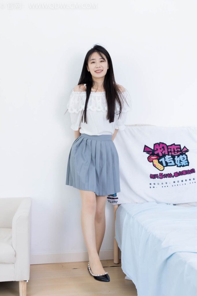 物恋传媒 NO.2436 菜菜-平底鞋、高跟鞋、薄肉丝[160P/1V/3.52GB]插图2