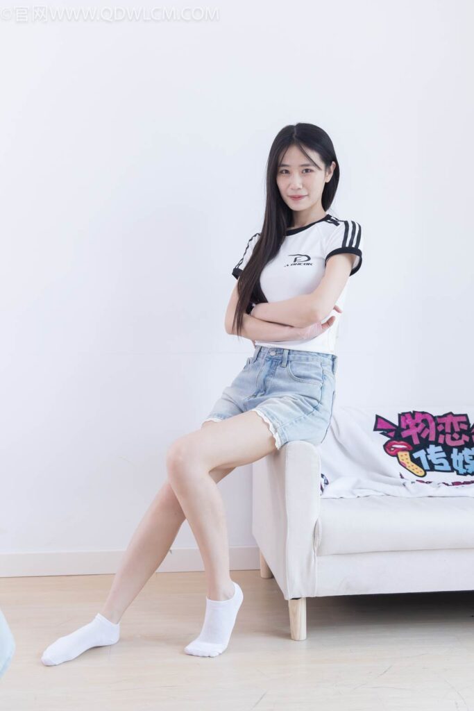 物恋传媒 NO.2439 菜菜-拖鞋、白棉袜[166P/1V/5.32GB]插图