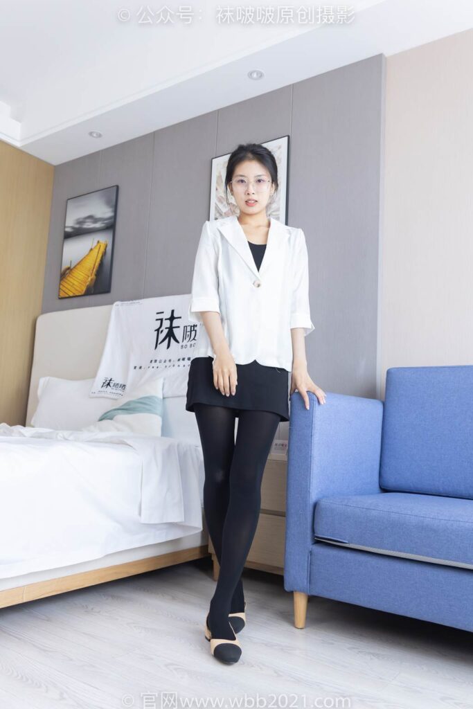 [BoBoSocks袜啵啵]NO.292 奶油-两双平底鞋、厚黑丝、厚肉丝[150P/1V/5.55GB]插图1